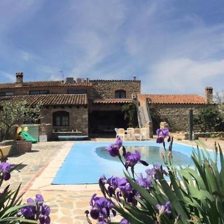 Casa - Apartamento Rural La Tahona Del Abuelo Plasenzuela Luaran gambar