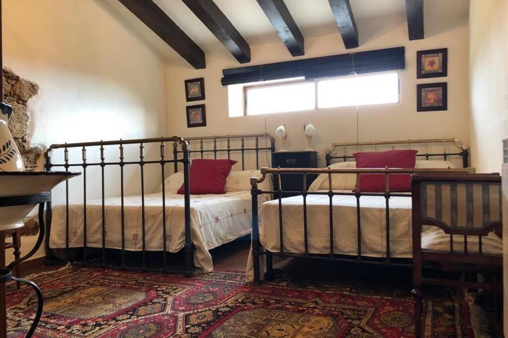 Casa - Apartamento Rural La Tahona Del Abuelo Plasenzuela Luaran gambar