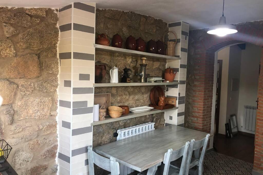 Casa - Apartamento Rural La Tahona Del Abuelo Plasenzuela Luaran gambar