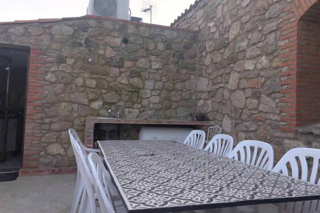Casa - Apartamento Rural La Tahona Del Abuelo Plasenzuela Luaran gambar