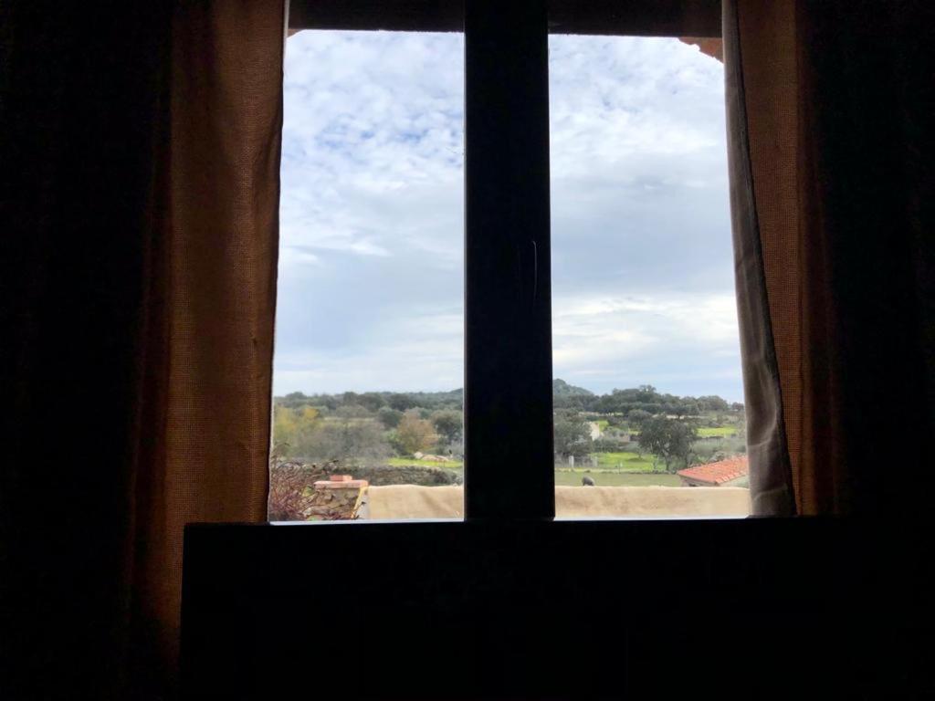 Casa - Apartamento Rural La Tahona Del Abuelo Plasenzuela Luaran gambar